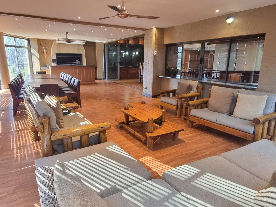 10 Bedroom Property for Sale in Heuwelsig Free State